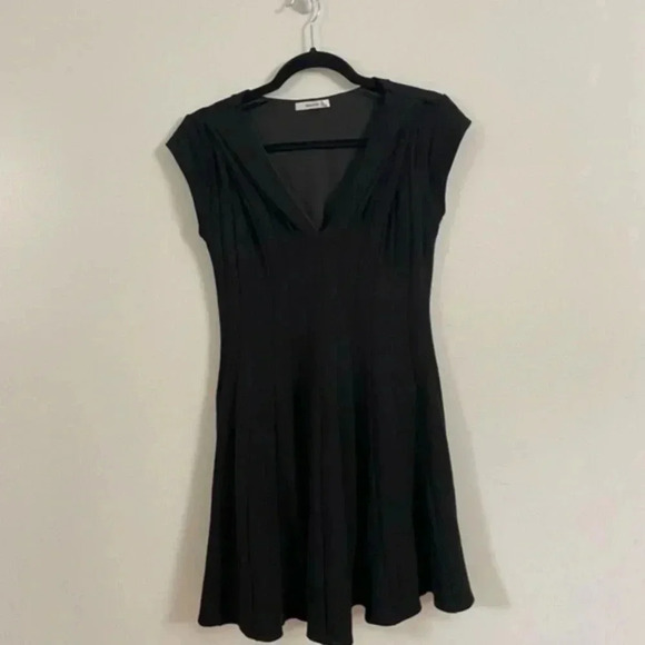 Bailey44 Biofeedback Contoured Fit & Flare Dress Black Small - Picture 2 of 7